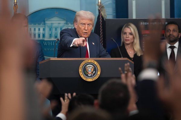 聚财略 从劳工统计局到高盛，特朗普再喊“换人”